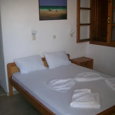 Dolphins House Appartement Koinira Buitenkant foto